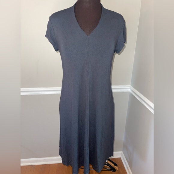 Eileen Fisher‎ Womens V Neck Gray Short Sleeve Dress sz Small - Picture 1 of 5